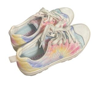 Skechers White Platform Sneakers with Chunky Sole